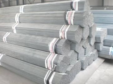 Estruendo 2440 ASTM A53 ASTM A795 de la tubería de acero del carbono de ASTM A53 BS1387 Galv