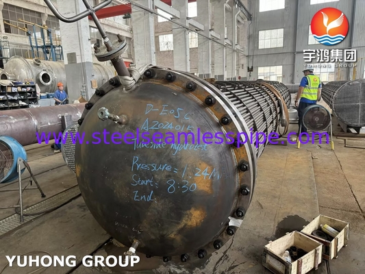 Se trata de un conjunto de tubos ASME U STAMP D-E05C ASME SA179 Tubo sin costuras de acero al carbono con hoja de tubos ASME SA266 Gr.2N.