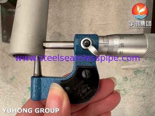Tubo sin soldadura de acero ASTM A790 UNS S32750 del duplex estupendo a prueba de ácido