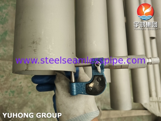 EN10216-5 D2/T1 1.4404 316L Tubo sin costuras de acero inoxidable con bajo contenido de carbono