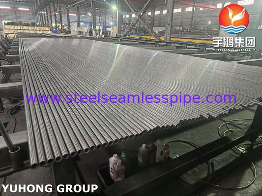 Tubo sin costura de acero de aleación ASTM A213 T5 para intercambiadores de calor de alta temperatura