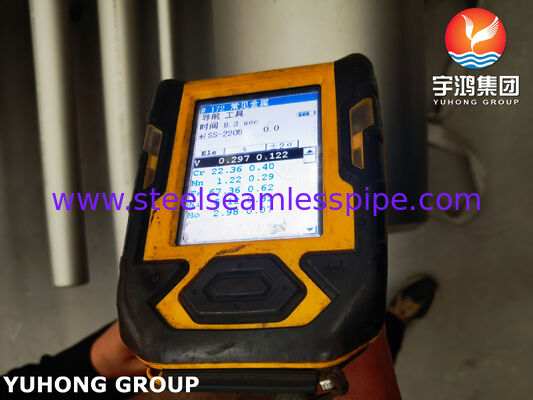 ASTM A790 UNS S31803 Tubo sin costuras de acero inoxidable dúplex encurtido para el tratamiento del agua