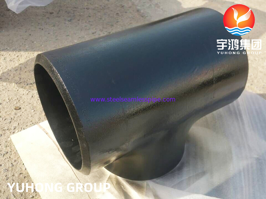 ASTM A234 WP11 Tee igualitario, encaje de soldadura con extremo de acero al carbono, pintura negra y superficie a prueba de óxido
