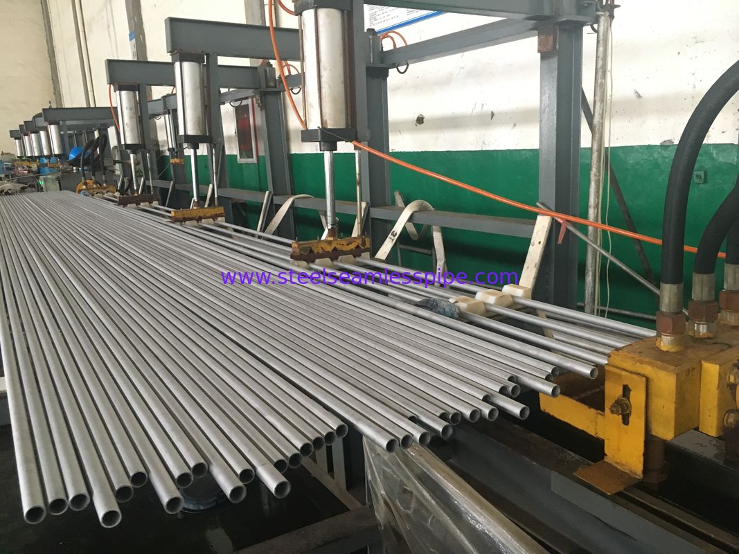 Tubo inconsútil de ASTM B444 Gr.2 INCONEL 625 uso el 100% UT y Y y HT del cambiador de calor de 25,4 de x 2,11 de los x 6096MM