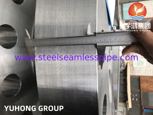 Flanges de acero aleado para la industria naval