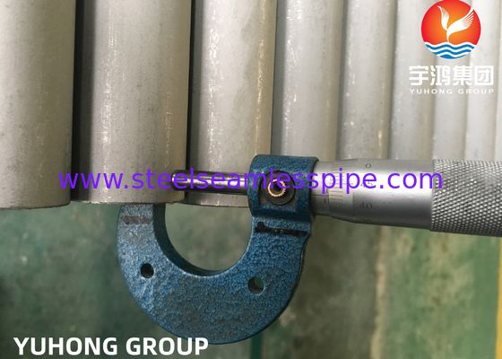 Tubo inconsútil de acero inoxidable ASTM A269 TP304L 16 x 1 x 6000m m recocidos y conservados en vinagre