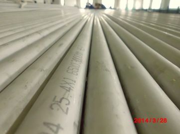 Tubos inconsútiles del acero inoxidable del cambiador de calor, EN10216-5, estruendo 17456, estruendo 17458, D2/T2, D3/T3, D4/T3, D4/T4
